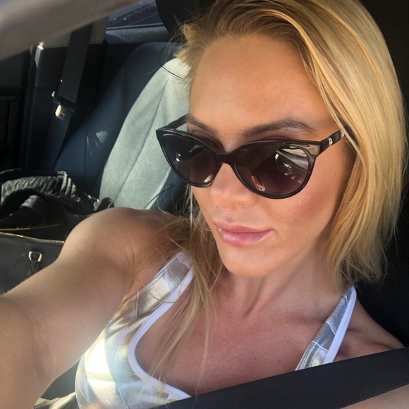 Meet your Posher, Erica - Picture 1 of 1